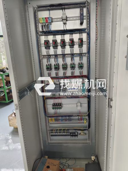 Q245R+310S镁铝镁合金熔炉手打焊接坩埚爆炸板复合坩埚通用、连续专业厂家